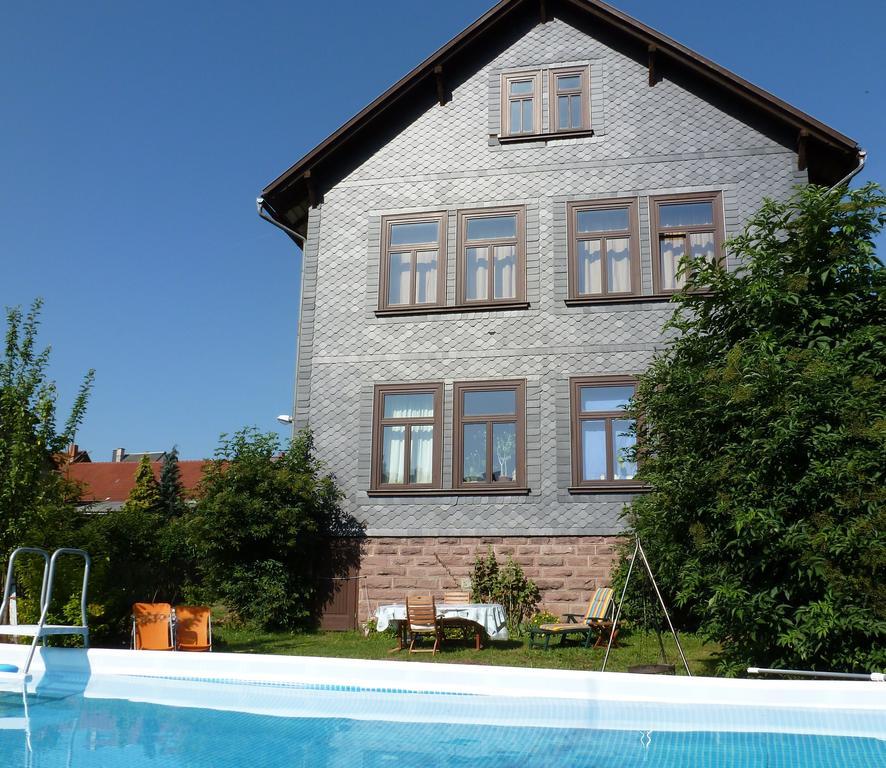 Ferienwohnung Alte Schule Tambach-Dietharz Exterior foto