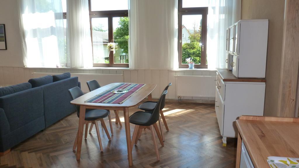 Ferienwohnung Alte Schule Tambach-Dietharz Exterior foto